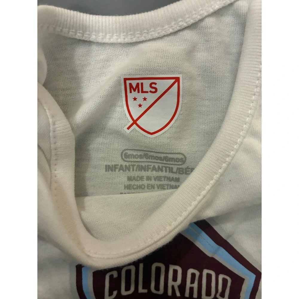 MLS Colorado Rapids Infant Bodysuit White Short Sleeve One Piece‎ 6 Months